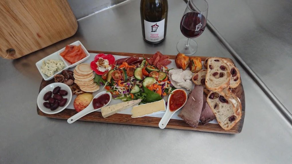 LILYDALE TAS. PLACES TO EAT HEADS UP FOOD GUIDE 2021