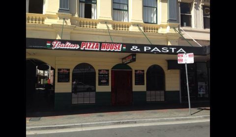 Italian Pizza House