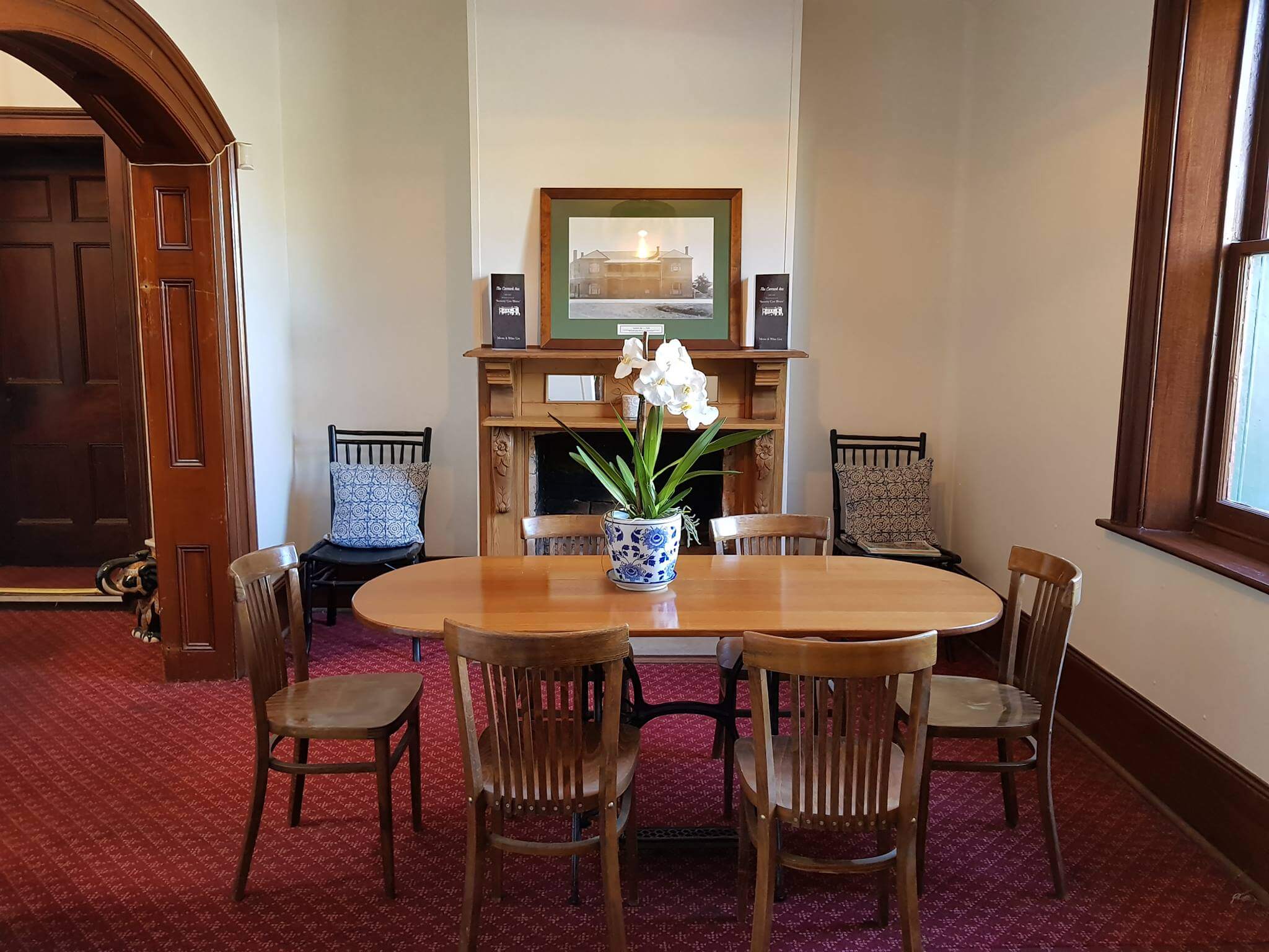 CARRICK INN NORTHERN TASMANIA HEADS UP FOOD GUIDE