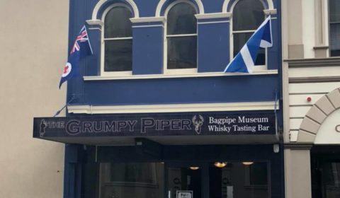 Grumpy Piper Whisky Bar & Bagpipe Museum