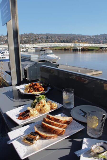 SEAFOOD DINNER RESTAURANTS » Heads Up Launceston Food Guide