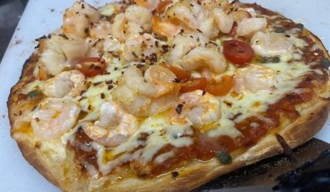 Prawn Pizza at Don Mario's Restaurant - George Town, Tasmania