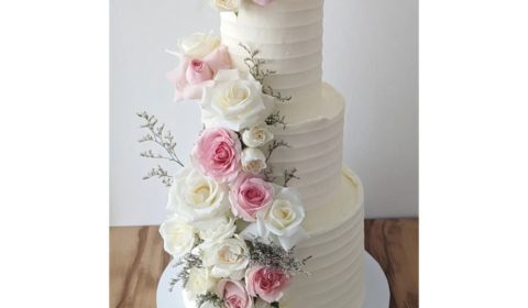 Blossom Cakes by Chi Wedding