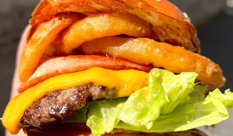 All Canadian Burger at Burger Junkie Cafe & Restaurant in Launceston