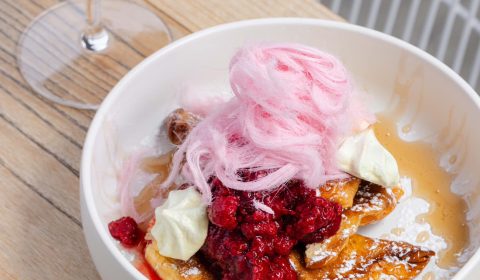 Apricus Dessert Person Fairy Floss, Raspberry Compote, Meringue French Toast